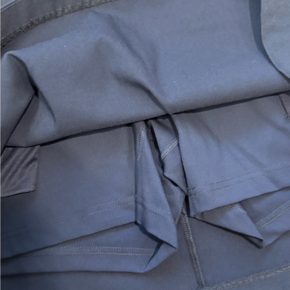 🏌🏻♀️🆕Walter Hagen Sculpt Performance Navy Skort, Large🏌🏻♀️ - Picture 3 of 6